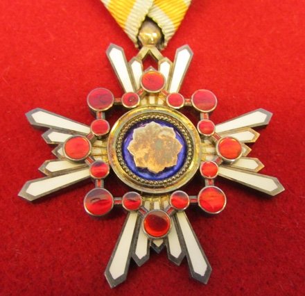  Japanese WWII, Order of the Sacred Treasure, 6th Class, Cased — image 5