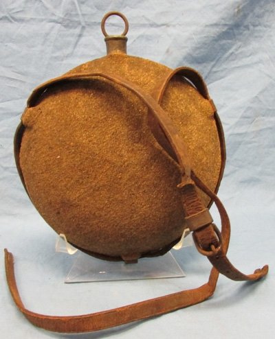  US Civil War, Embossed Star Decorated Body, Brown Wool Cover & Leather Shoulder Strap — image 3
