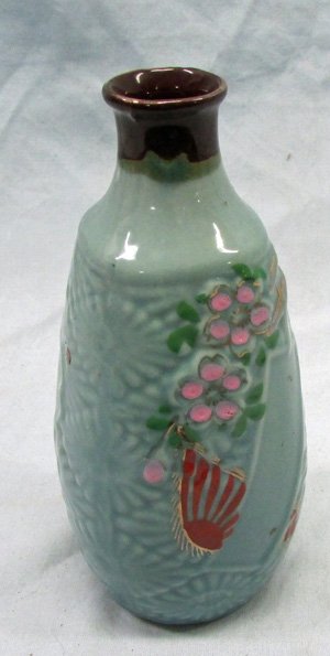  Japanese WWII Sake Bottle, Rising Sun — image 2