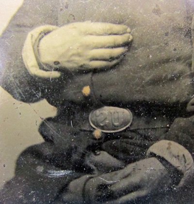  US Civil War Union Soldier in Union Case, 1/6 Plate — image 6