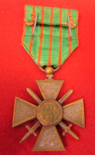  French WWI Croix de Guerre Bravery Medal, 1914/1918 — image 5