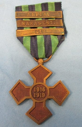  Romanian WWI Commemorative War Medal, with Three Campaign Bars — image 3