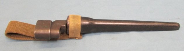  British WWII No 4 MkII Spike Bayonet, US Mfg Plastic Scabbard — image 3