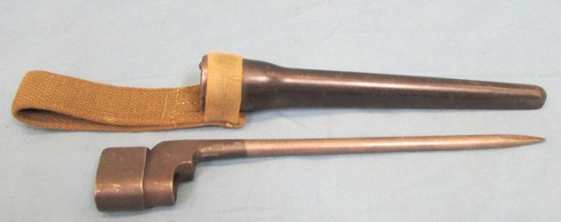  British WWII No 4 MkII Spike Bayonet, US Mfg Plastic Scabbard — image 4