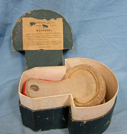  French Ca 1830, Cased Officer Epaulettes — image 3