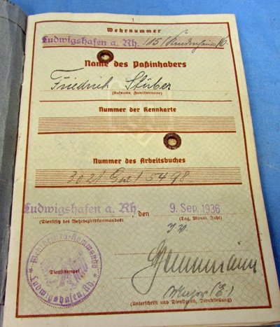  German WWII Army Wehrpass, Russian Front Casualty, December 1941 — image 4