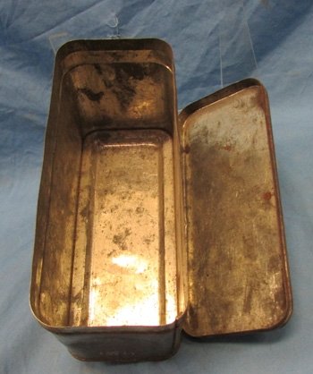  Japanese WWII  Fuze Tin, Original Paint — image 2