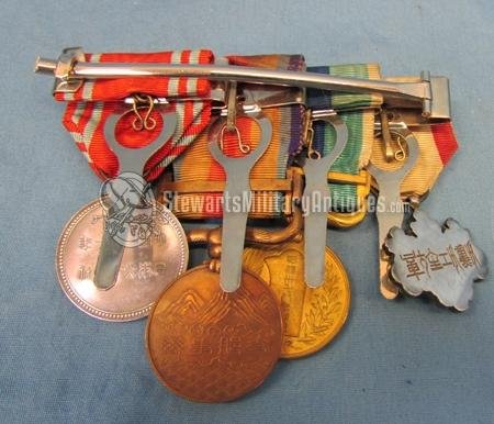  Japanese WWII 4 Place Medal Bar — image 4