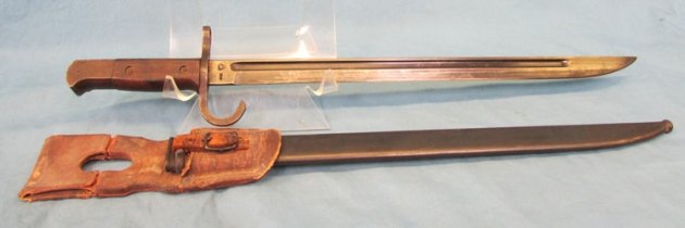  Japanese WWII Type 30 Bayonet Matsushita Kinzoku, Arrow-M, Rubberized Canvas Frog — image 2