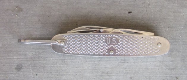 US Vietnam War Pocket Knife, Imperial 1964 — image 2