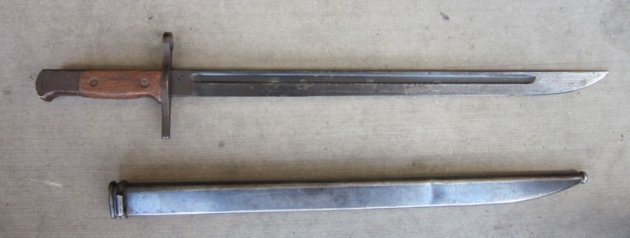 Japanese WWII Type 30 Straight Guard Bayonet, Kokura National Denki — image 3