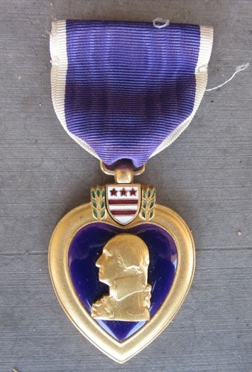 US WWII Purple Heart, Slot Brooch — image 2