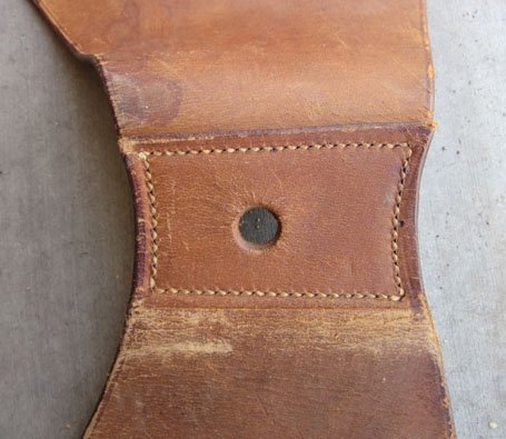 US WWI M1904 Leather Saddlebags, Canvas Liners & Two White Canvas Ration Bags, Long 1917 — image 7