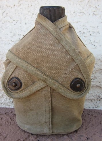 US WWII USMC Canteen Cover & Enamel Canteen — image 2