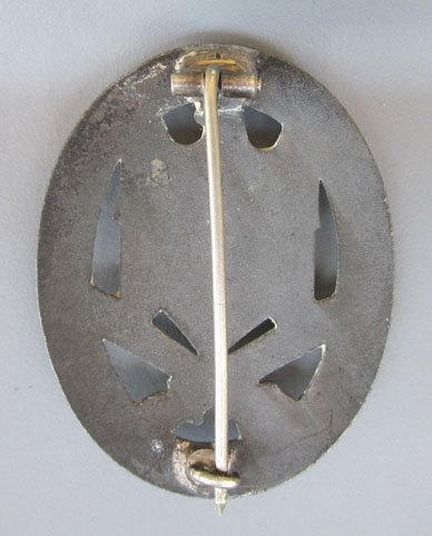 German WWII Heer/Waffen-SS General Assault Badge — image 3
