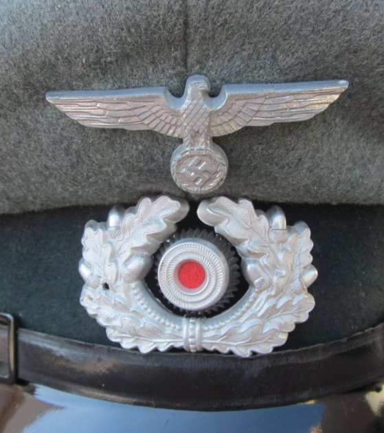 German WWII Heer Enlisted Visor Hat, Infantry Piping, C.Roder Retailer — image 3