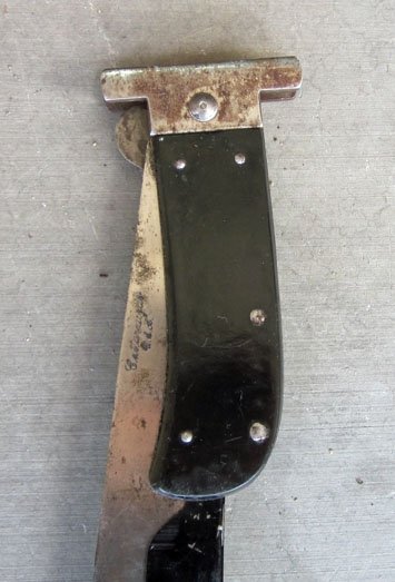 US WWII Camillus Folding Survival Machete — image 7