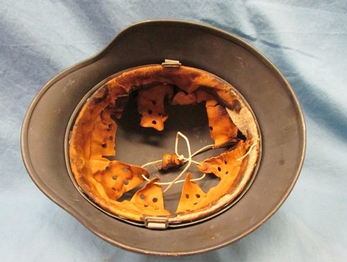  German WWII Luftwaffe M1940 Steel Helmet, Q62 — image 4