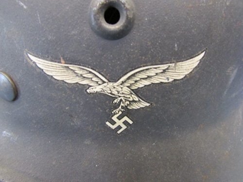  German WWII Luftwaffe M1940 Steel Helmet, Q62 — image 6