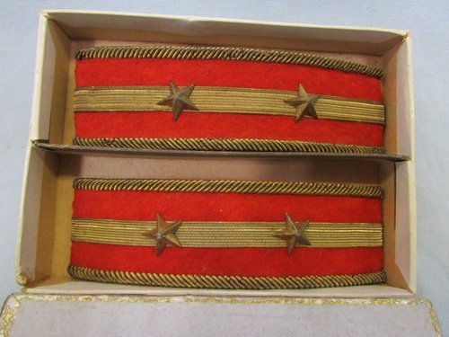  Japanese WWII Sergeant Shoulder Rank in Original Box — image 3