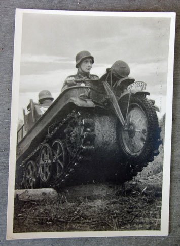 German WWII Postcard, SS-Gebirgsdivision 'Nord', Kettenkrad — image 2