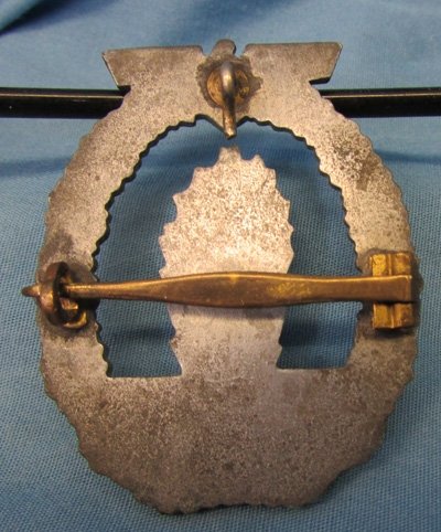  German WWII Kriegsmarine Minesweeper Badge, Horizontal Pin — image 3
