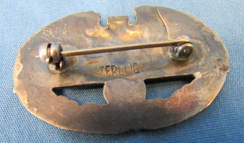  US WWII Pattern Combat Medic Badge Sterling Pinback — image 3