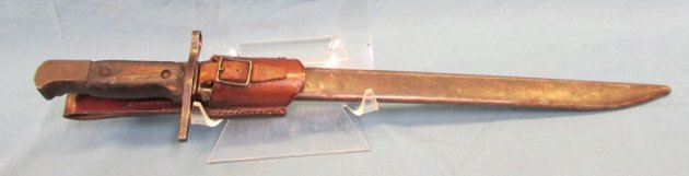  Japanese WWII Type 30 Bayonet, Leather Frog, Matsushita Kinzoku — image 2