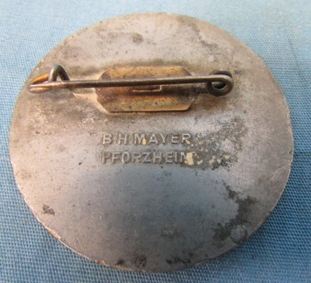  German WWII1936 Reichsparteitag Tinnie, BH Mayer Mfg — image 3