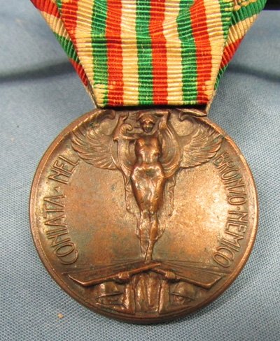  Italian WWI War Medal with 4 Campaign Bars — image 5