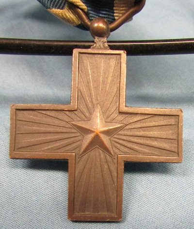  Italian WWI Cross for Valor Medal Ribbon — image 3