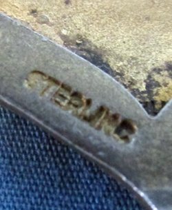  Canadian WWII Era City of Vancouver Sterling & Enamel Badge — image 5