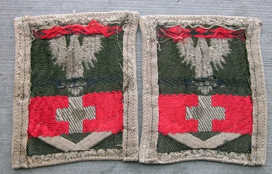 US WWII USMC Pharmacist Mate 3rd Class Rates, Pair, Australian Mfg — image 3