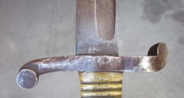 French, 2nd Empire 1842 Yataghan Bayonet & Scabbard — image 3