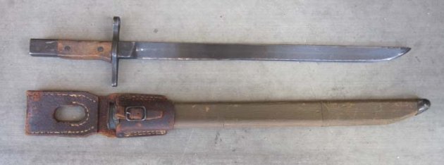 Japanese WWII Late War Type 30 Bayonet, Wood Scabbard & Frog, Toyada Automatic Loom Works — image 6