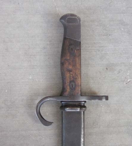 Japanese WWII Type 30 Bayonet & Scabbard, Kokura Mfg. — image 2