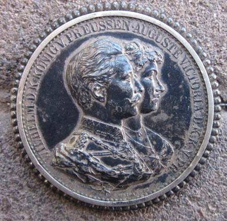 German Imperial Era Kaiser Wilhelm Wedding Anniveresary Coin, 1881 — image 2