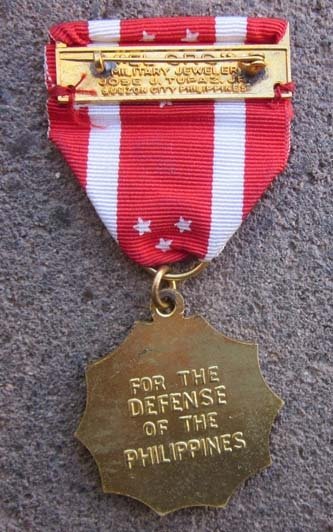 Philippines WWII, Defense of the Philippines Medal, 'Del Oro' Mfg. — image 3