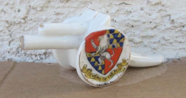 British WWI Era, Patriotic Homefront Crestware Collection, 18 Pieces — image 11