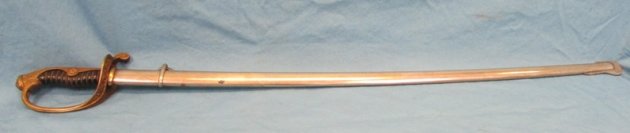  Japanese WWII Army Officers Dress Sword, Company Grade — image 2