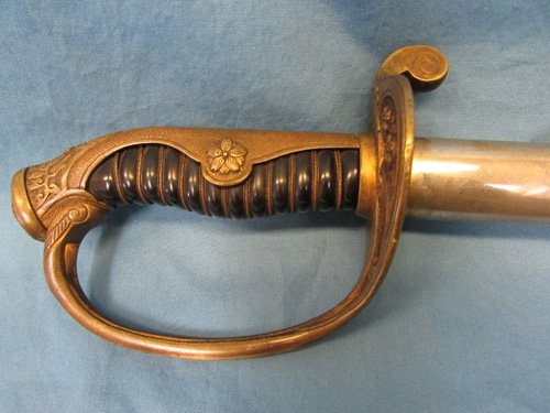  Japanese WWII Army Officers Dress Sword, Company Grade — image 3