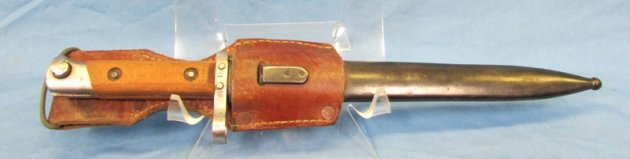  Hungary, WWII Era, M95 Bayonet & Frog — image 2