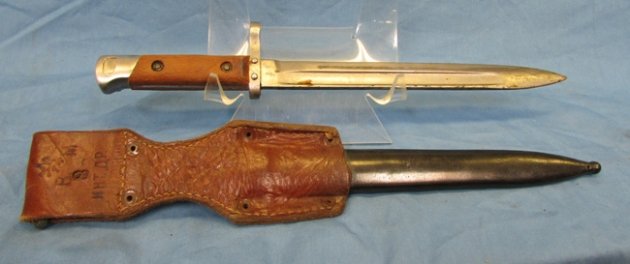  Hungary, WWII Era, M95 Bayonet & Frog — image 6