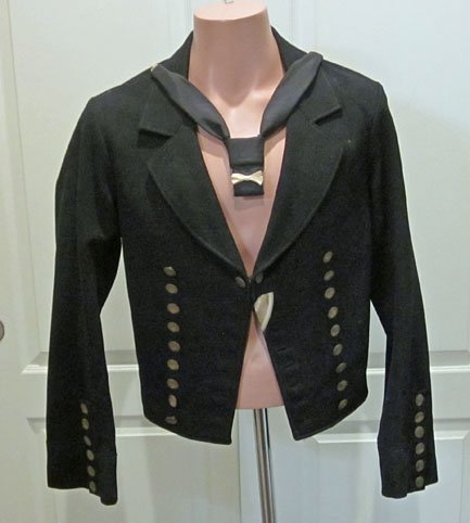 German Imperial Era Navy Enlisted Dress Coat, Named, 1881 Issue — image 2