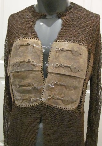 Indo Persian Chain Mail Hauberk, 15th-18th Century — image 3