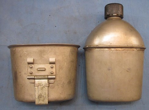 US WWII GI Canteen, Cup & Cover, 1942 — image 4