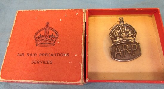  British WWII Female Air Raid Warden Medal & Document Lot, — image 3
