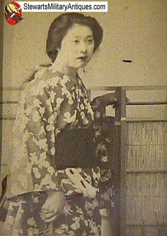  Japanese Geisha Girl in Sealed Frame — image 2