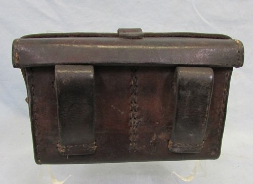  Japanese WWII Type 38 Leather Front Ammo Pouch — image 3