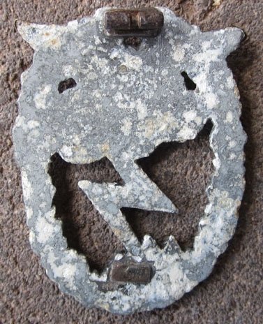 German WWII Luftwaffe Ground Combat Badge, Field Recovered — image 3